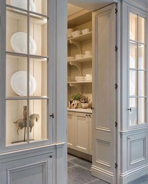 2024 Design Trends We're Loving, interior detail by Gina Lauren Interiors