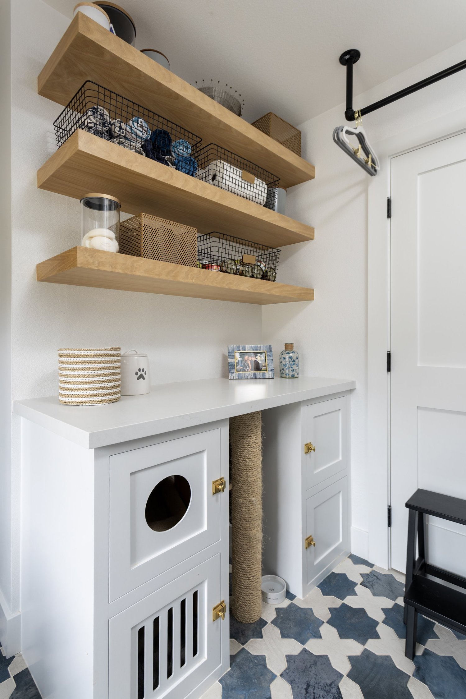 Heathcliff Drive Full-Service Residential detail 16 by Gina Lauren Interiors, Orange County, CA