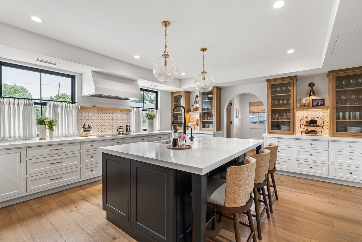 Hickory Branch Road Full-Service Design-Build detail 6 by Gina Lauren Interiors, Orange County, CA