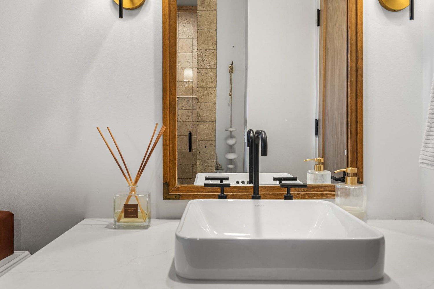 Hickory Branch Road Full-Service Design-Build detail 40 by Gina Lauren Interiors, Orange County, CA