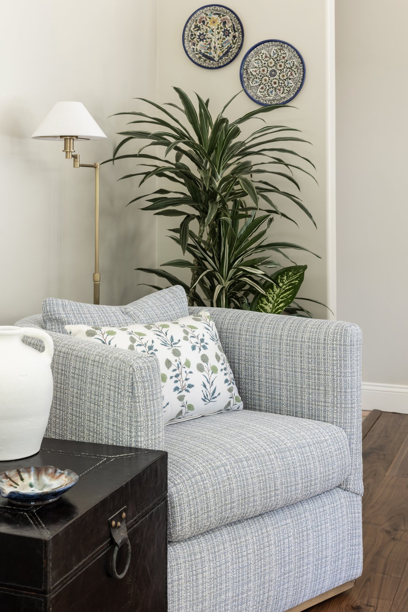 Manhattan Beach Coastal Coastal Residential detail 11 by Gina Lauren Interiors, Manhattan Beach, CA